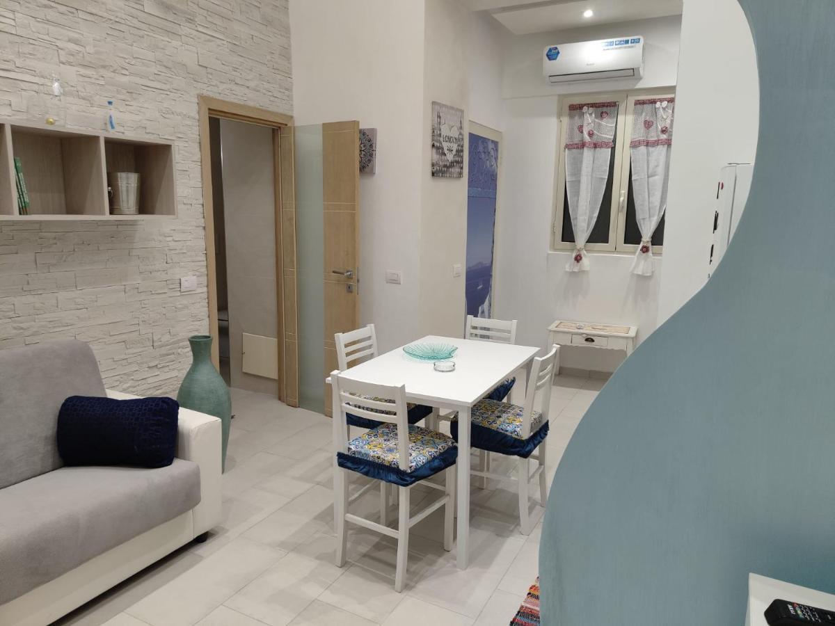 Apartamento Il Geco Nápoles Exterior foto