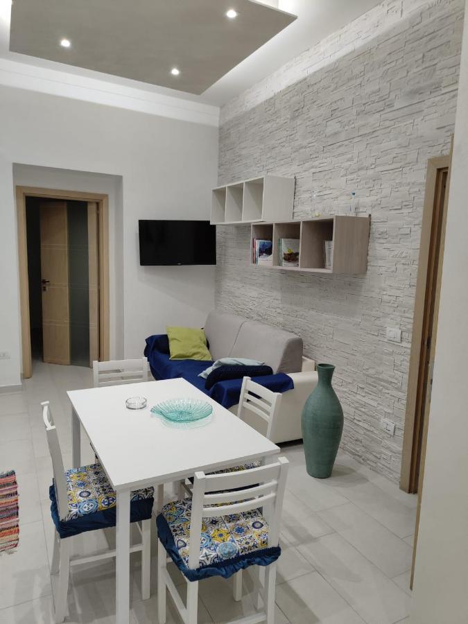 Apartamento Il Geco Nápoles Exterior foto