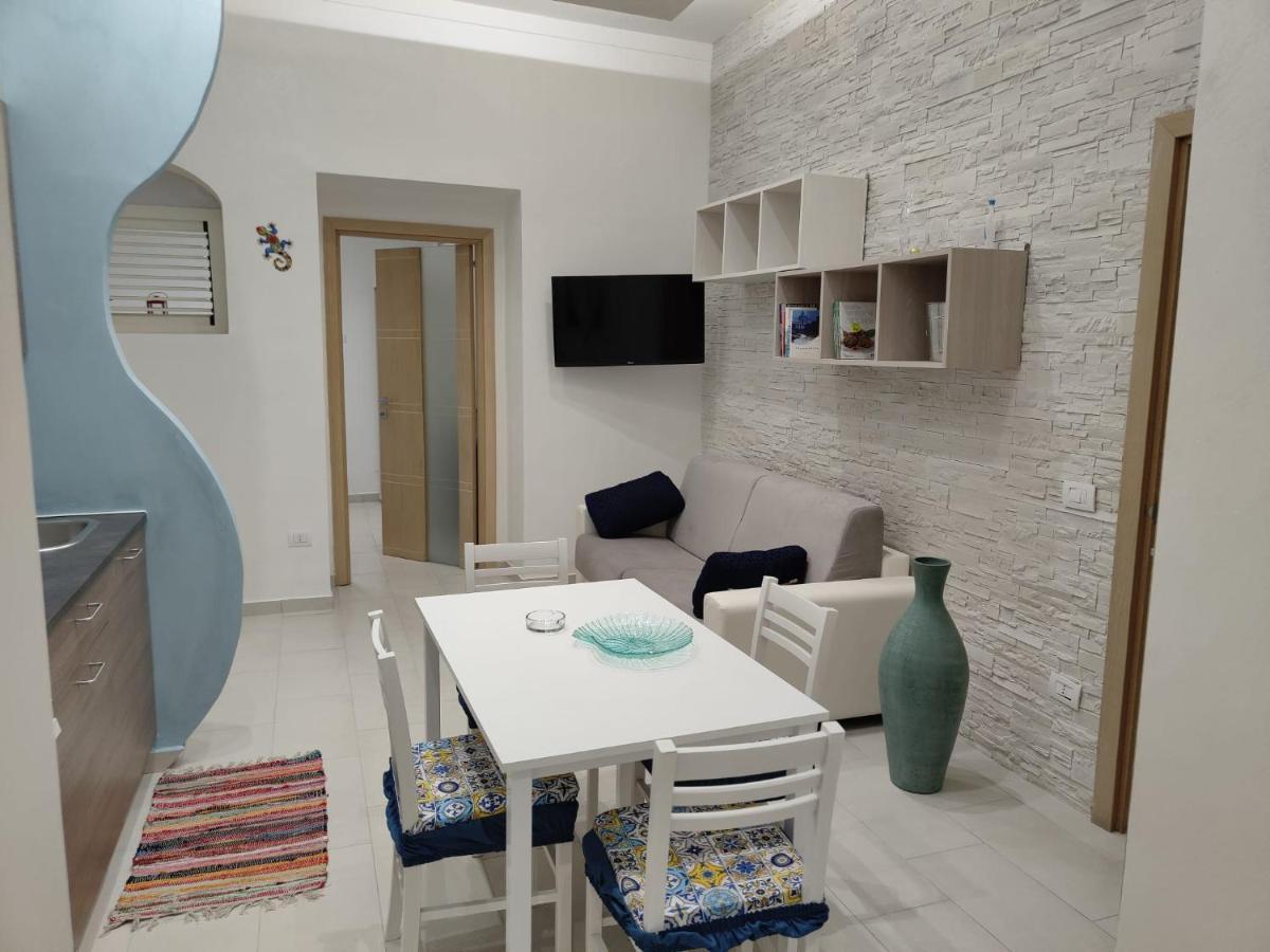 Apartamento Il Geco Nápoles Exterior foto