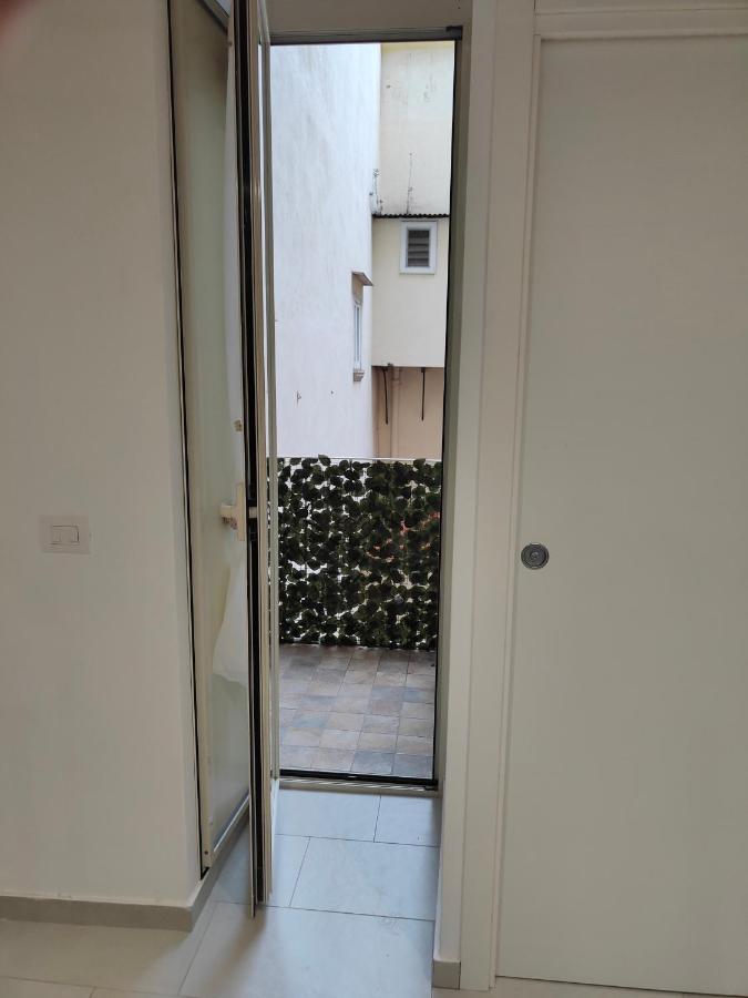 Apartamento Il Geco Nápoles Exterior foto