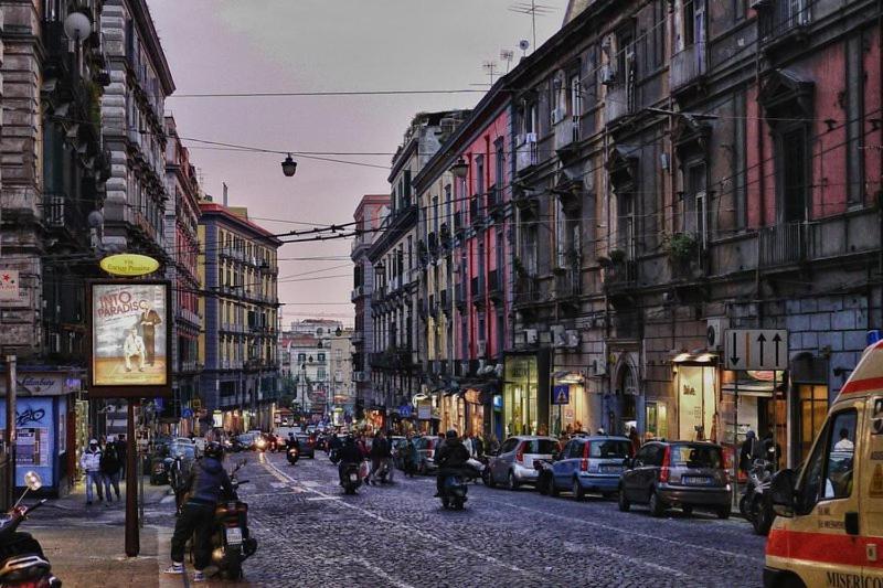 Apartamento Il Geco Nápoles Exterior foto